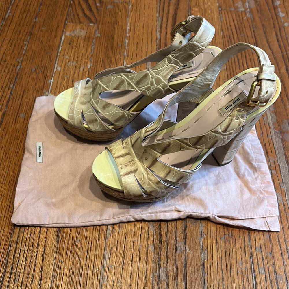 Cream/ Ivory Color Miu Miu Platform Wedges Size 37 - image 3
